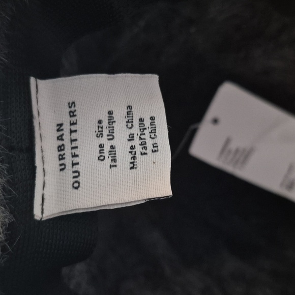 NWT Urban Outfitters Leopard Print Fuzzy Bucket Hat Animal Print  One Size - Picture 4 of 5